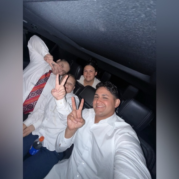 Meet your Posher, Alexis - Picture 6 of 11